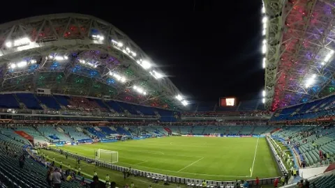 [图]梅州客家杨超声双响助球队2-1胜河南，赛季首胜到手